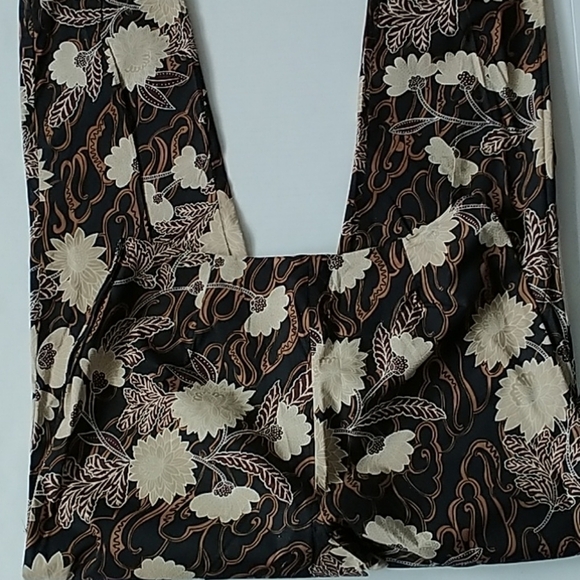 Kathie Lee Summer Brown Flowers Ankle Pants  Sz 6 - Picture 6 of 8